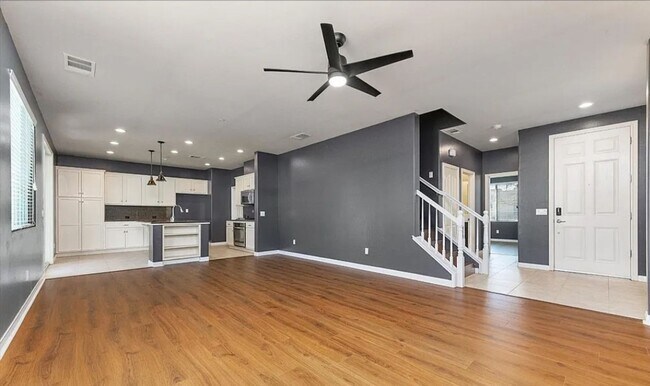 Building Photo - Adorable Home For Rent