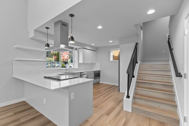 Building Photo - Stunning Brand-New Ballard Townhome with A...