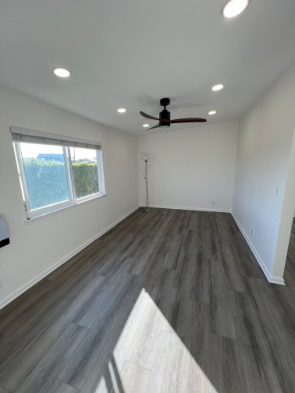 Building Photo - 18689 San Marcos St