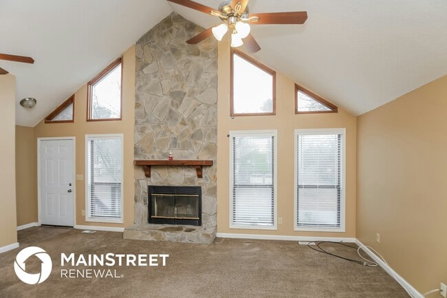 Building Photo - 5378 Springbrook Dr SW