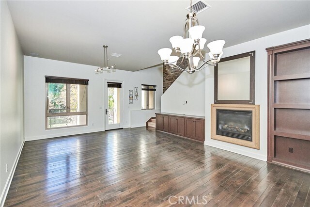 Building Photo - 15 Vantis Dr