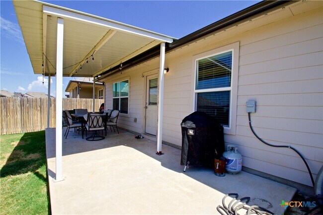 Building Photo - 105 Harlan Dr