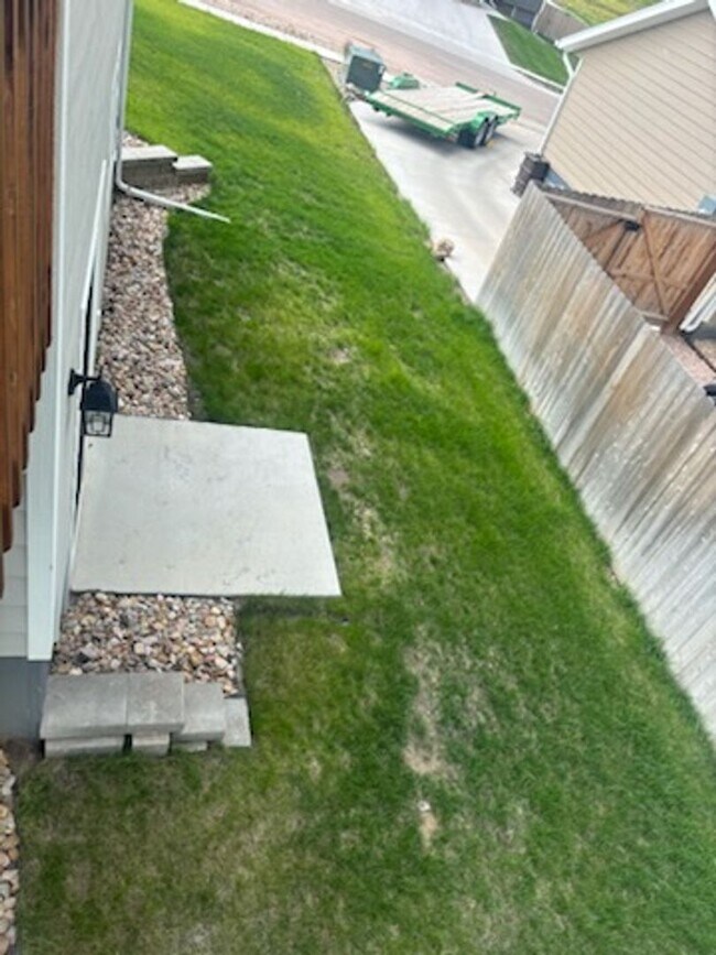 Building Photo - 4 BED | 3 BATH | DOUBLE GARAGE | RAPID VALLEY
