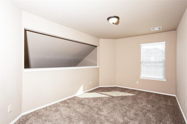 Building Photo - 7412 Comrade Ln