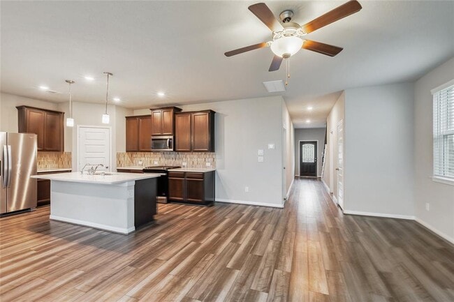 Building Photo - 17533 Rosette Grass Dr
