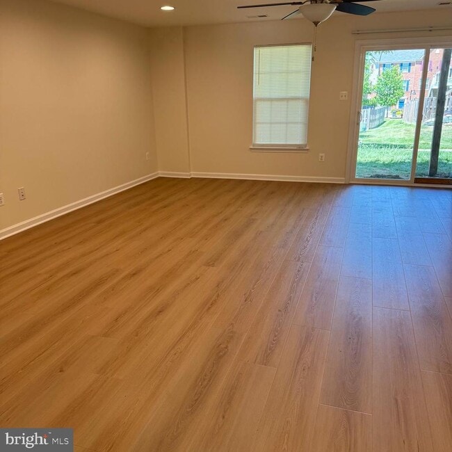 Building Photo - 22851 Chestnut Oak Terrace