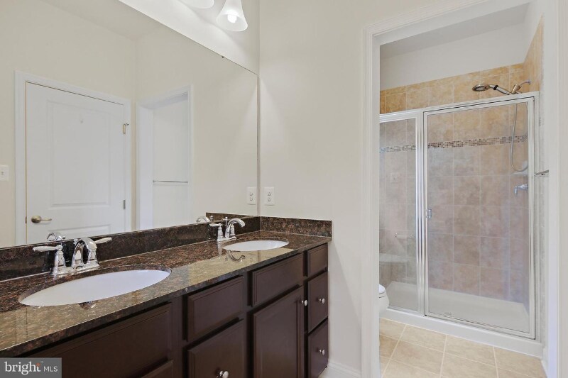 Building Photo - 7200 Dorchester Woods Ln