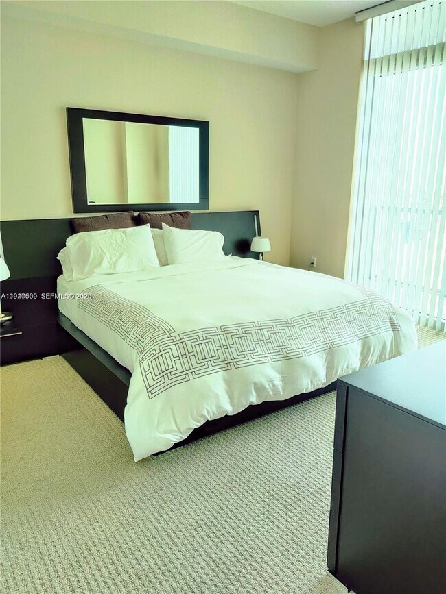 Building Photo - 55 SE 6th St