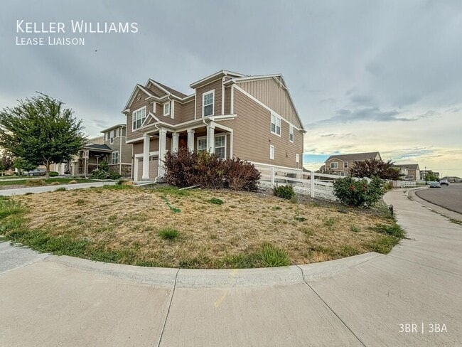 Building Photo - 915 Alpine Aven