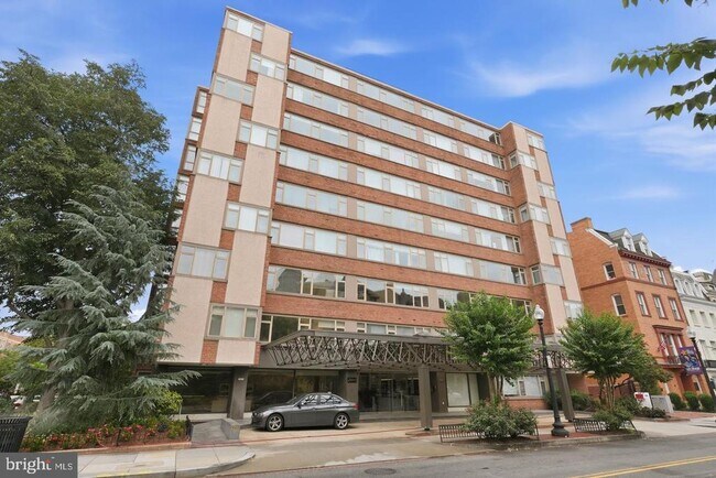 Building Photo - 1545 18th St NW