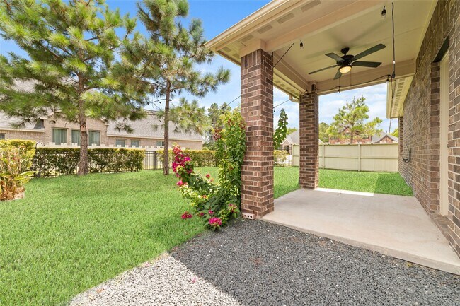 Building Photo - 16451 Rosary Pea Pl