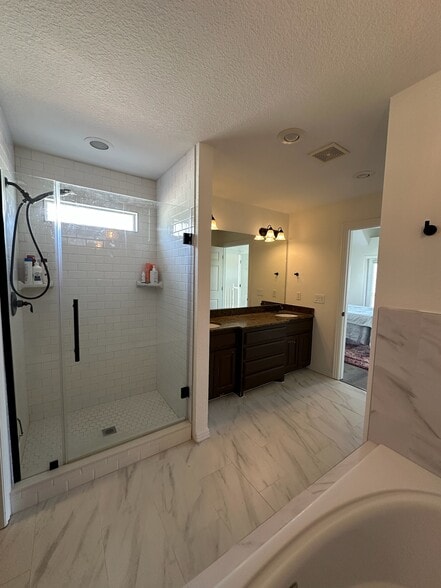 Building Photo - 571 N Rupple Rd