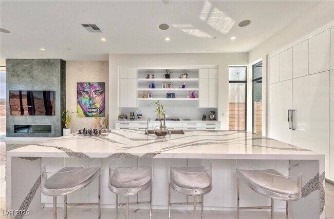 Building Photo - 702 Blackrock Rim Dr