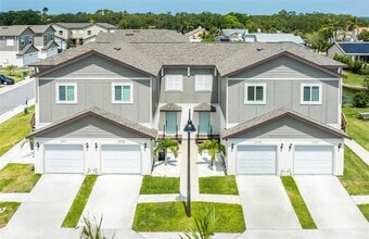 Building Photo - 2102 Sebring Pl