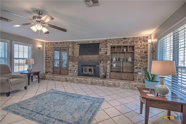 Building Photo - 1667 Primrose Trail