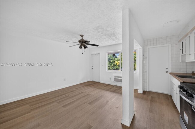 Building Photo - 60 NW 79th St