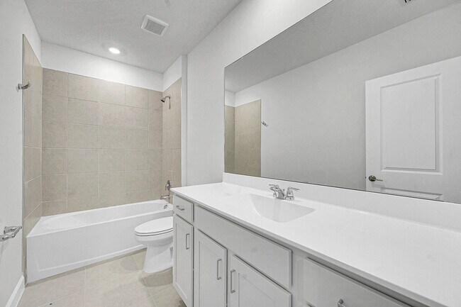 Building Photo - 3443 Cedar Grv Dr