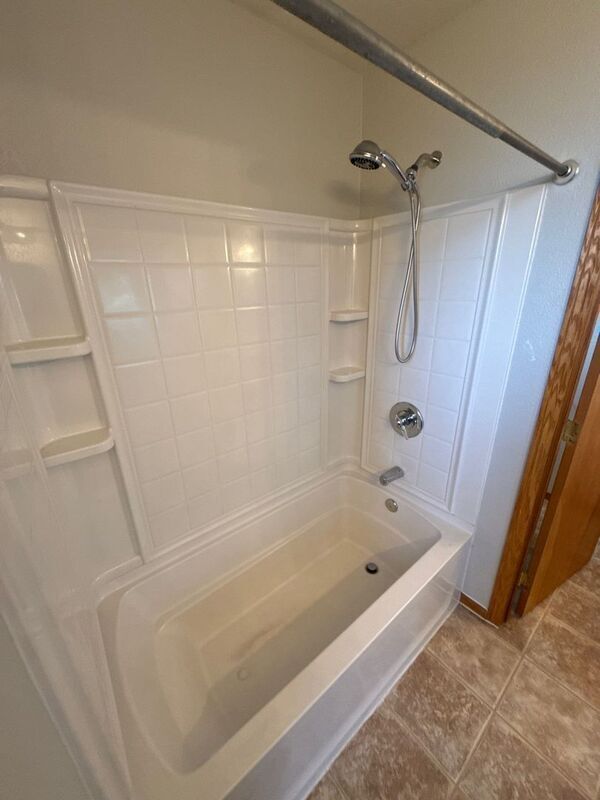 Building Photo - 1740 Glen Creek Rd NW