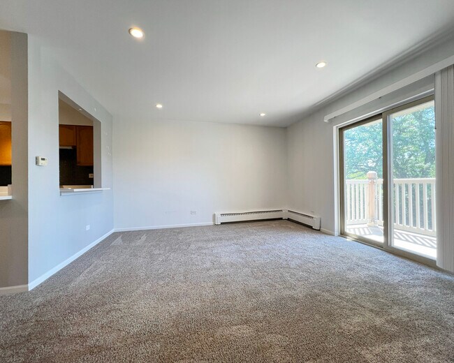 Building Photo - 2415 N Kennicott Dr