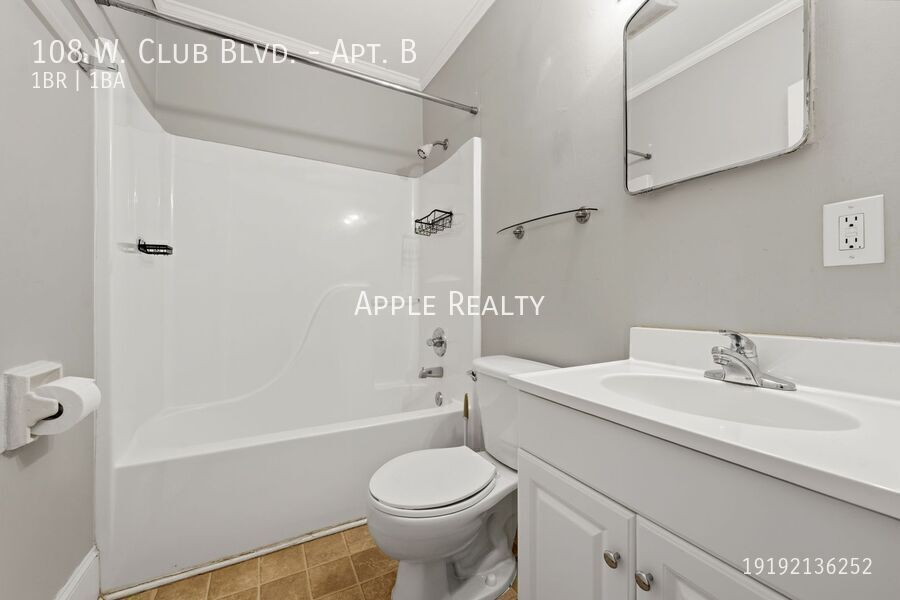 Building Photo - 108 W Club Blvd