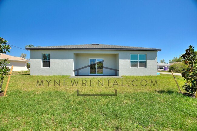 Building Photo - Deposit-Free! Get $1,000 OFF your first mo...