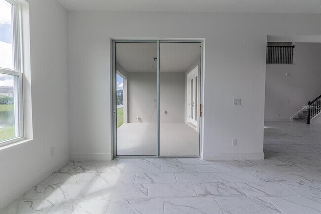 Building Photo - 5018 Down Ct