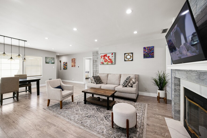 Building Photo - 5655 Natick Ave