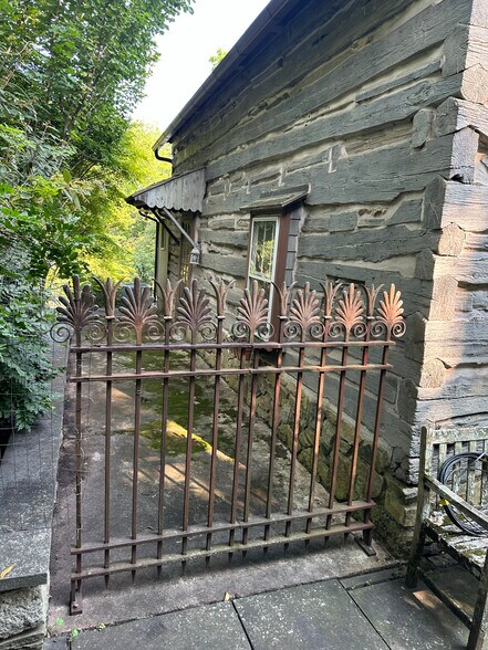 Building Photo - 3490 Haupts Bridge Rd