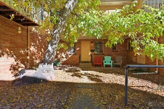 Building Photo - 925 16th St