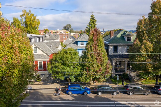 Street View - 2155 NW Everett St
