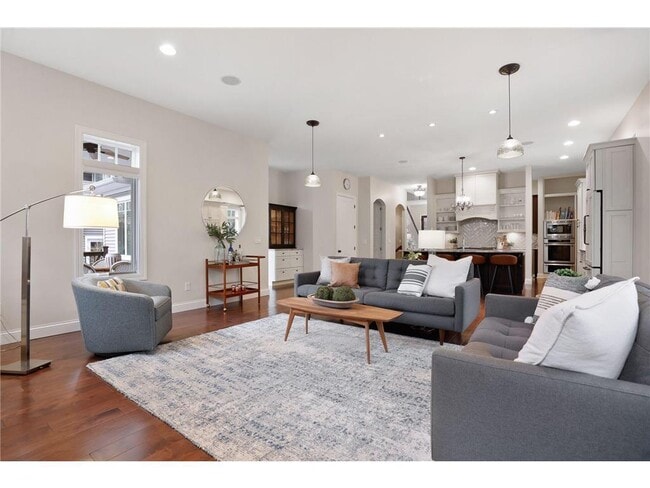 Building Photo - 3632 Rainbow Dr