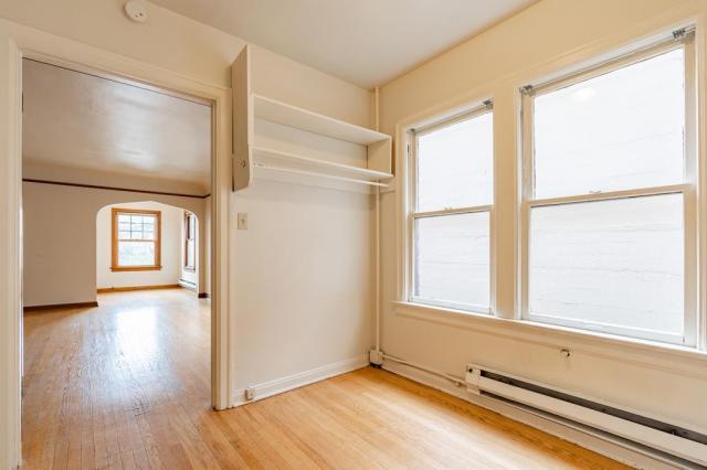 Building Photo - 0 bedroom in Seattle WA 98119