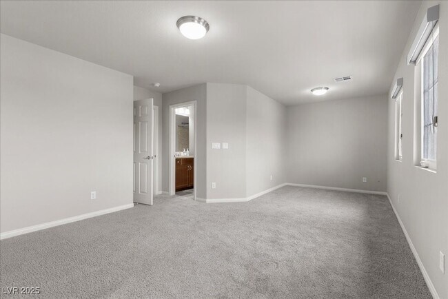 Building Photo - 716 Eros Ct
