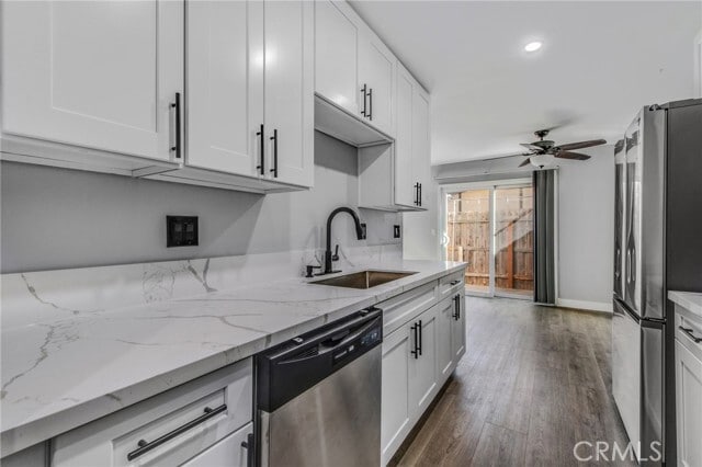 Building Photo - 9790 Caminito Bolsa