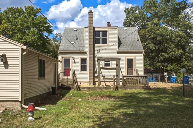 Building Photo - 25433 McDonald St