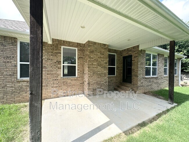 Building Photo - 3131 W Ika Ln