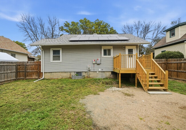 Building Photo - 6429 Morrill Ave