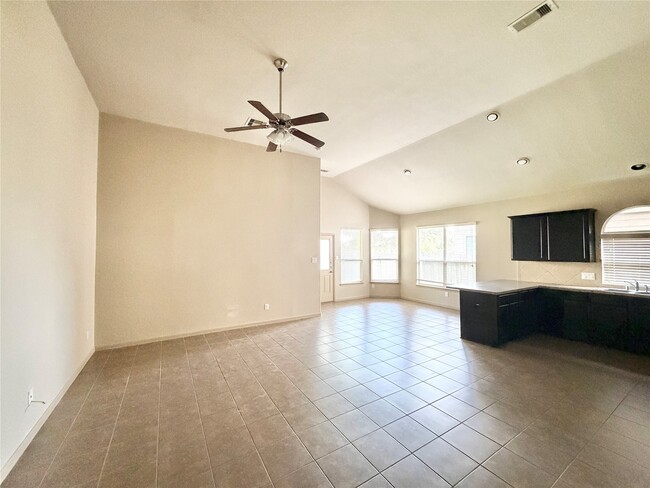 Building Photo - 25410 Saddlebrook Champion Way