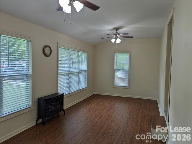 Building Photo - 7148 Nancy Lee Cir