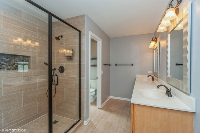 Building Photo - 360 Bay Tree Cir