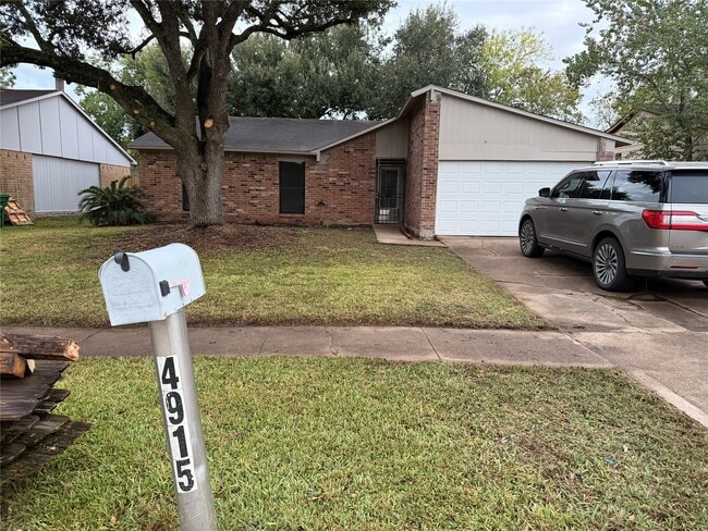 Primary Photo - 4915 Porter Ridge Dr