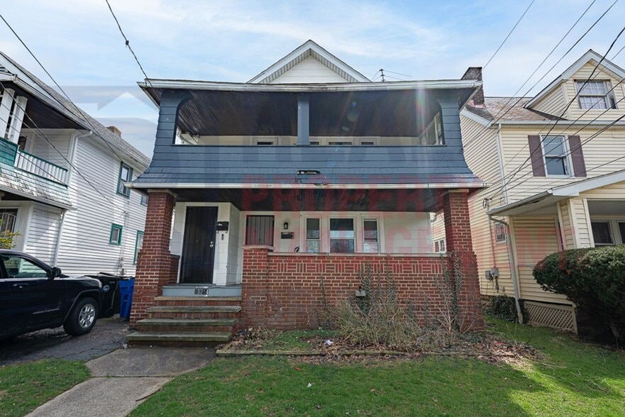 Building Photo - 15714 Huntmere Ave