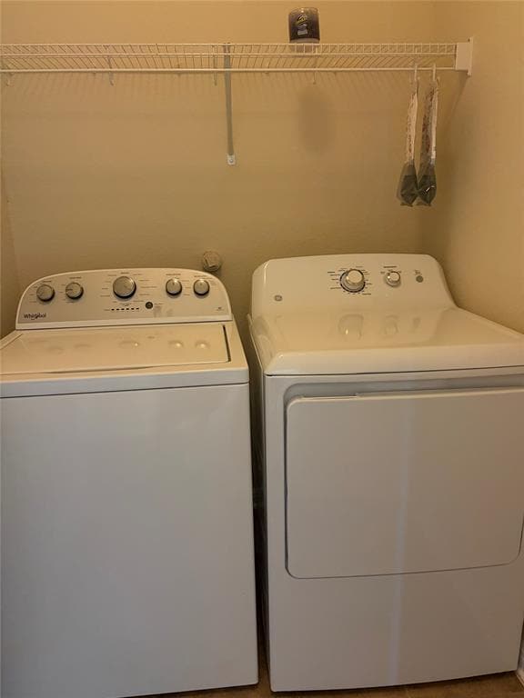 Building Photo - 1725 Arbor Knot Dr