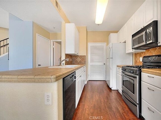 Building Photo - Beautifully Maintained Condo in Prestigious Chino Hills Community