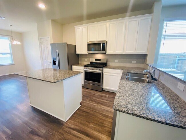 Building Photo - 238 Cascata Way