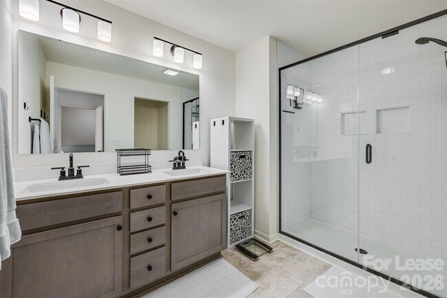 Building Photo - 12017 Basking Dr