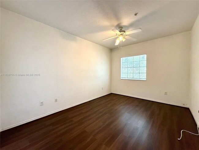 Building Photo - 5670 NW 116th Ave