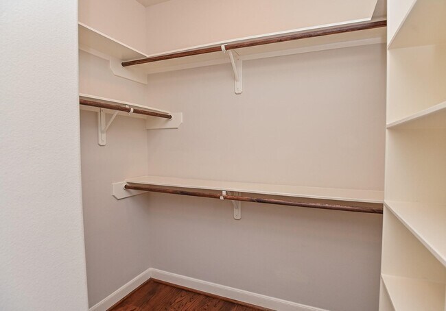 Building Photo - 5813 Washington Ave