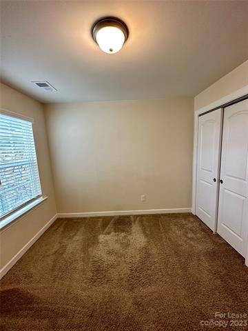 Building Photo - 5840 Clan MacLaine Dr