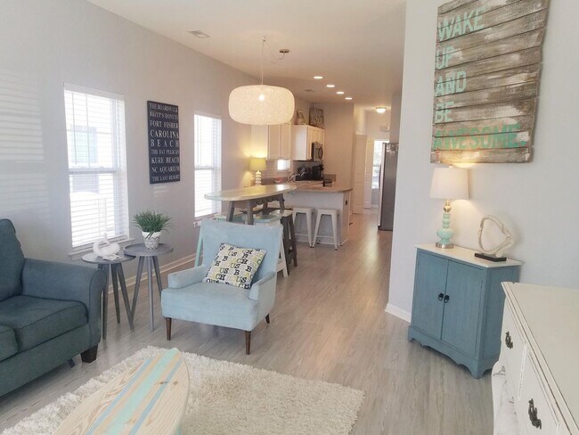 Building Photo - CORAL RIDGE